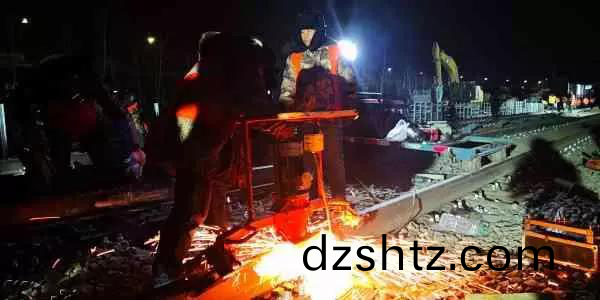 今日頭條、北京日報：13號線清河(he)站撥線(xian)工(gong)程倒計時，京城地鐵(tie)首  次舖上樹脂軌枕(zhen)